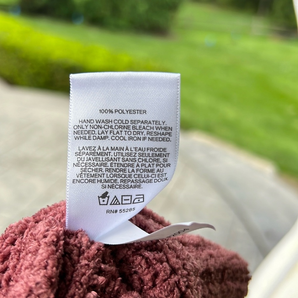 EXPRESS SWEATER - Picture 11 of 16